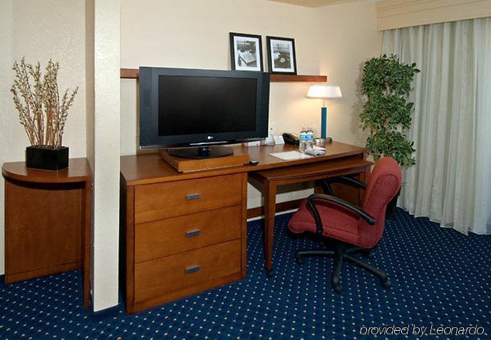 Courtyard By Marriott Birmingham Trussville Værelse billede