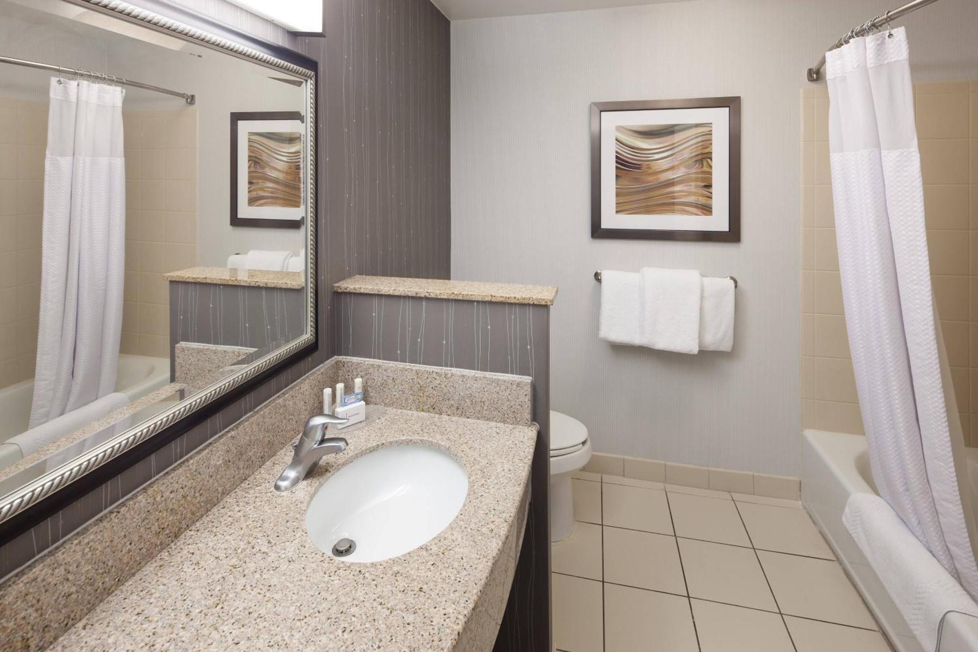 Courtyard By Marriott Birmingham Trussville Eksteriør billede