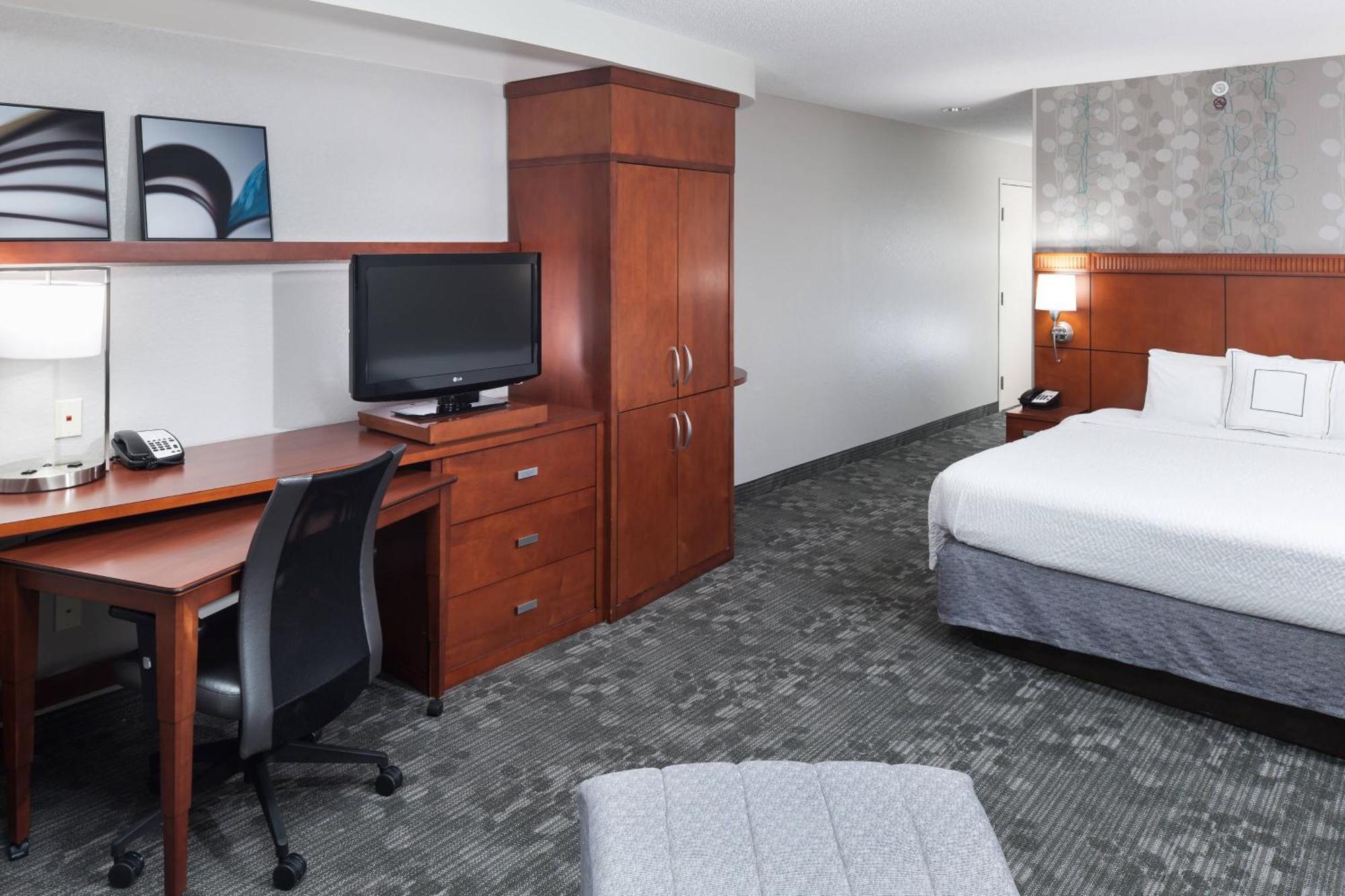 Courtyard By Marriott Birmingham Trussville Eksteriør billede