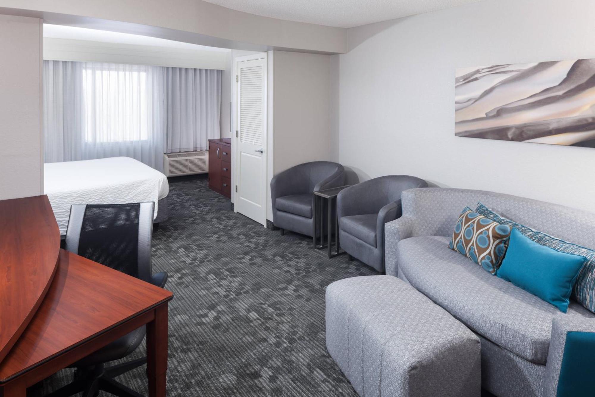 Courtyard By Marriott Birmingham Trussville Eksteriør billede