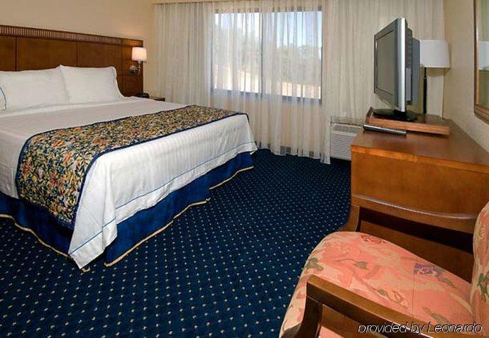 Courtyard By Marriott Birmingham Trussville Værelse billede